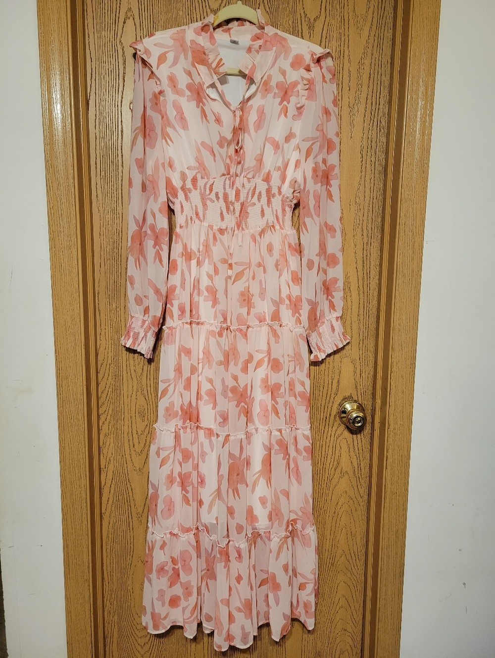 Chicwish Women's  Floral  Print  Flounced Cuffs Tiered Maxi Dress  Size XL